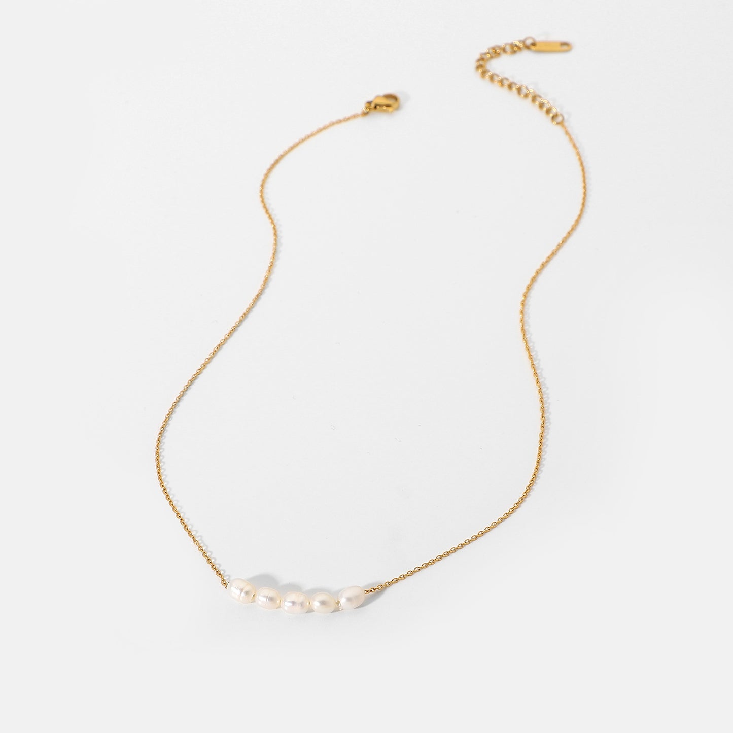 Collana Geometrica Minimalista da Donna in Acciaio Inossidabile con Placcatura in Oro 18K e Ciondolo a Perla Naturale d'Acqua Dolce
