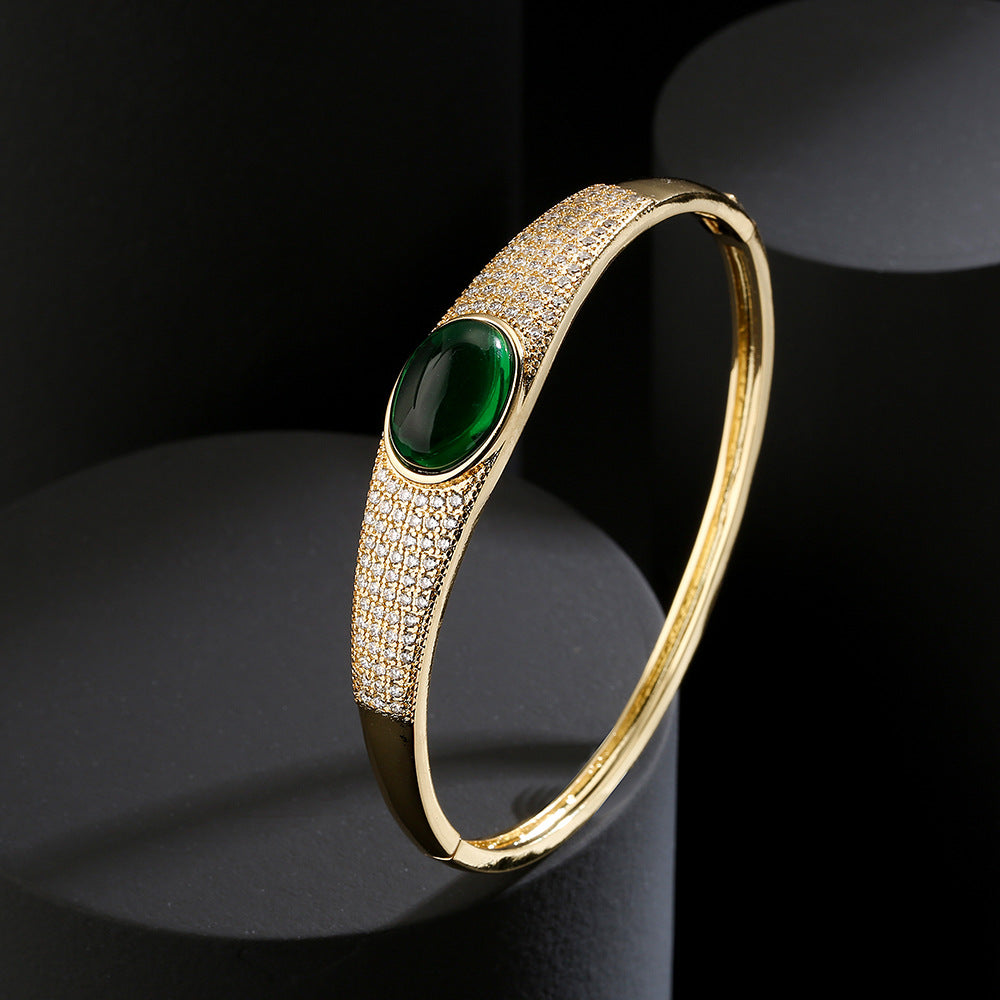 INS-Inspired Vintage-Luxury Adjustable Bracelet for Women Made of Brass with Gold Plating and Micro-Pavé Zirconia