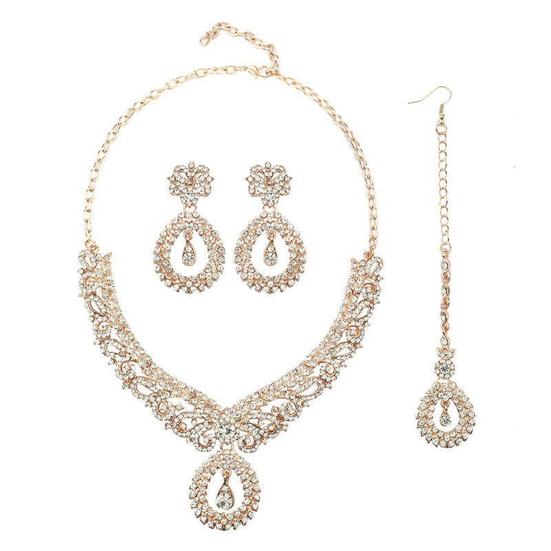 Exaggerated Vintage Alloy Necklace Set for Women with Plated Finish, Crystal Accents, and Clavicle Chain — Three-Piece Jewelry Set Including Earrings and Pendant