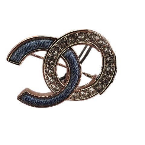 Spilla elegante di lusso a forma di lettera in ottone placcato smalto da donna