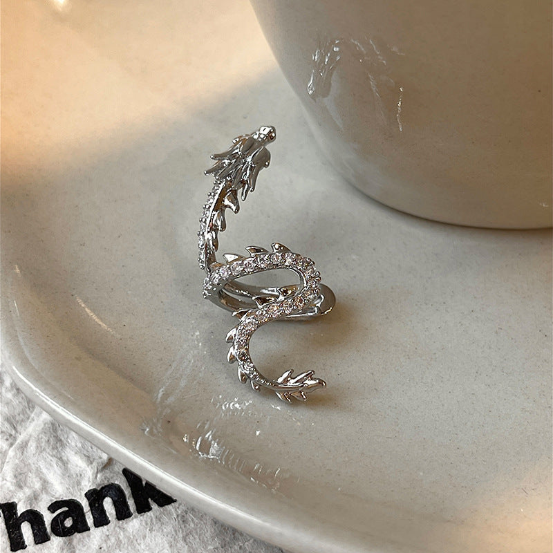 Fashionable Dragon-Shaped Zirconia Ear Cuffs for Women Stainless Steel Plated with Real Gold No-Piercing Ear Bone Clips