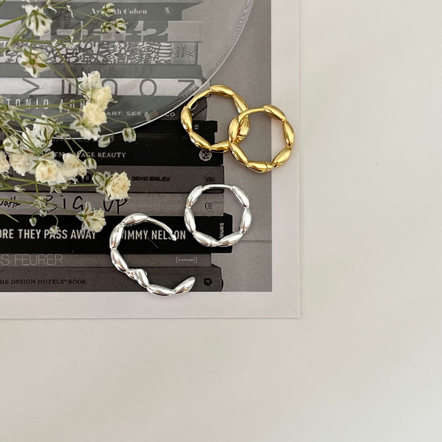 Pendientes de aro minimalistas de plata de ley 925 con diseño floral ovalado y de plantas