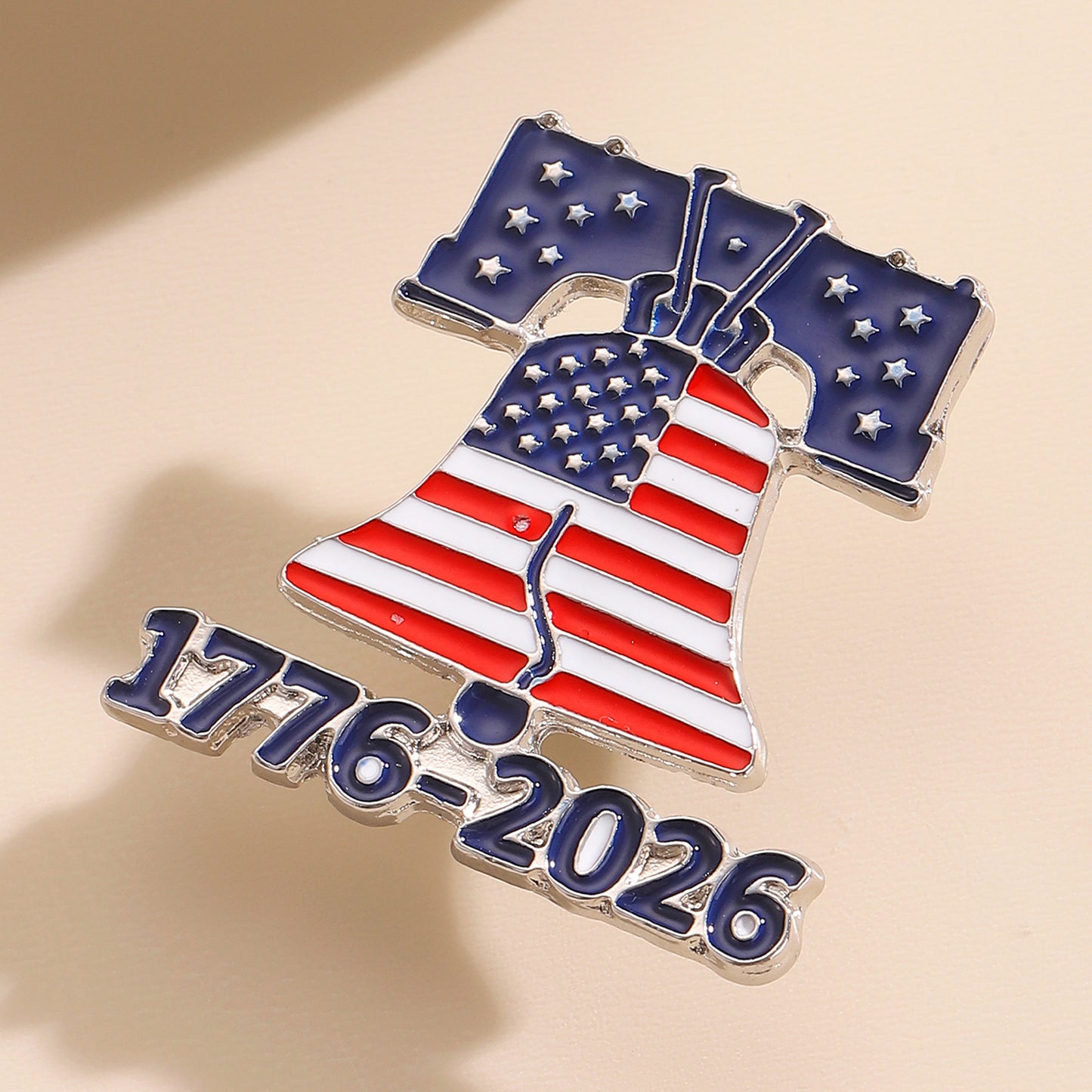 3D Embossed Geometric Star Letter Zinc Alloy Plated Commemorative Brooch Pin for US Independence Day Anniversary Unisex
