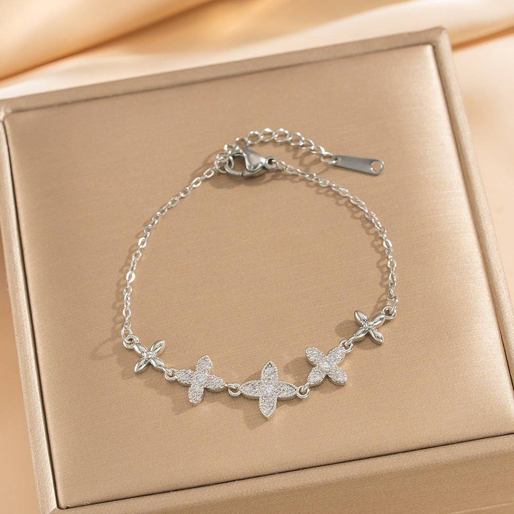 Bracciale da donna in acciaio al titanio a forma di rombo, lussuoso e minimalista, con placcatura in oro e zirconi