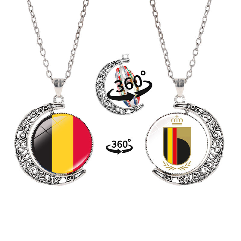 Collana a pendente a mezzaluna geometrica sportiva in lega con finitura galvanizzata per abbigliamento casual unisex