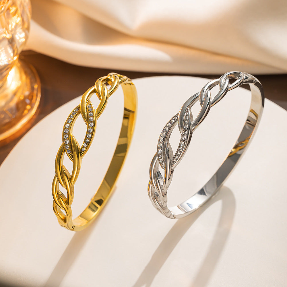 Fashion Geometric Oval Twisted Rope 18K Gold Plated Stainless Steel Bracelet for Women