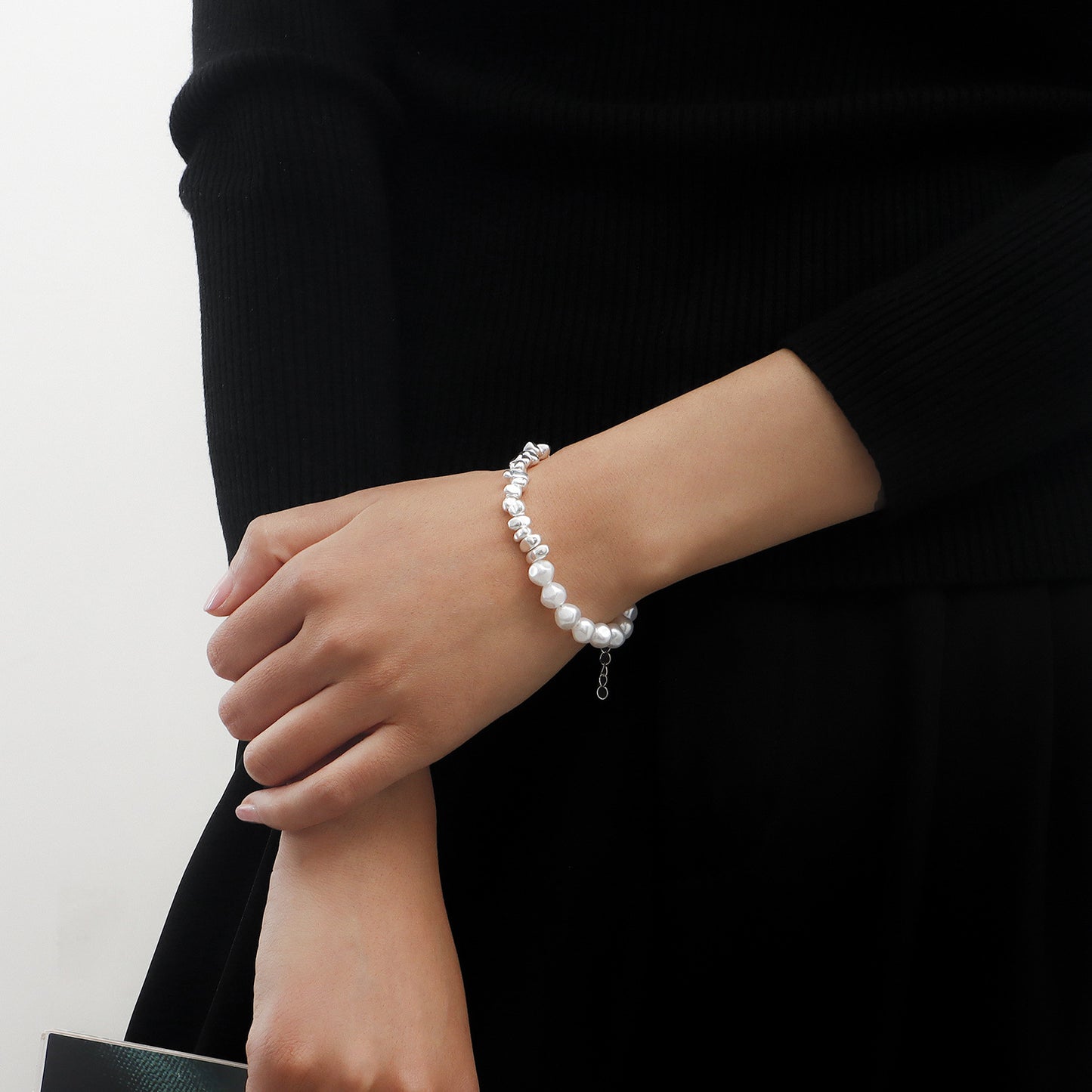 Minimalist Geometric Alloy Bracelet for Women with Plated Finish, Lightweight Luxury Hand Jewelry