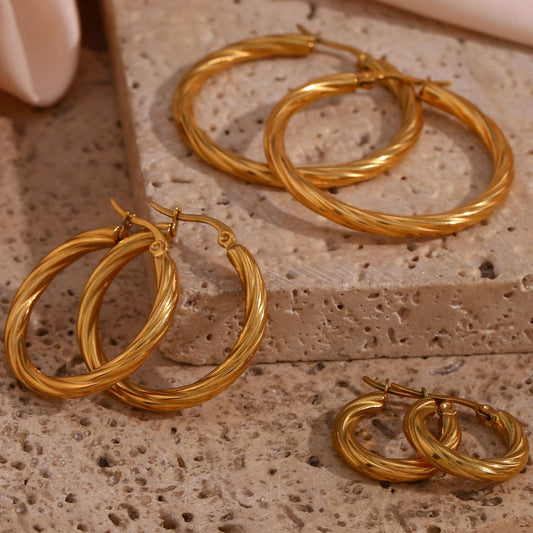 Pendientes de aro con forma de C, de acero inoxidable chapado en oro de 18 quilates, diseño geométrico de lujo minimalista para mujer
