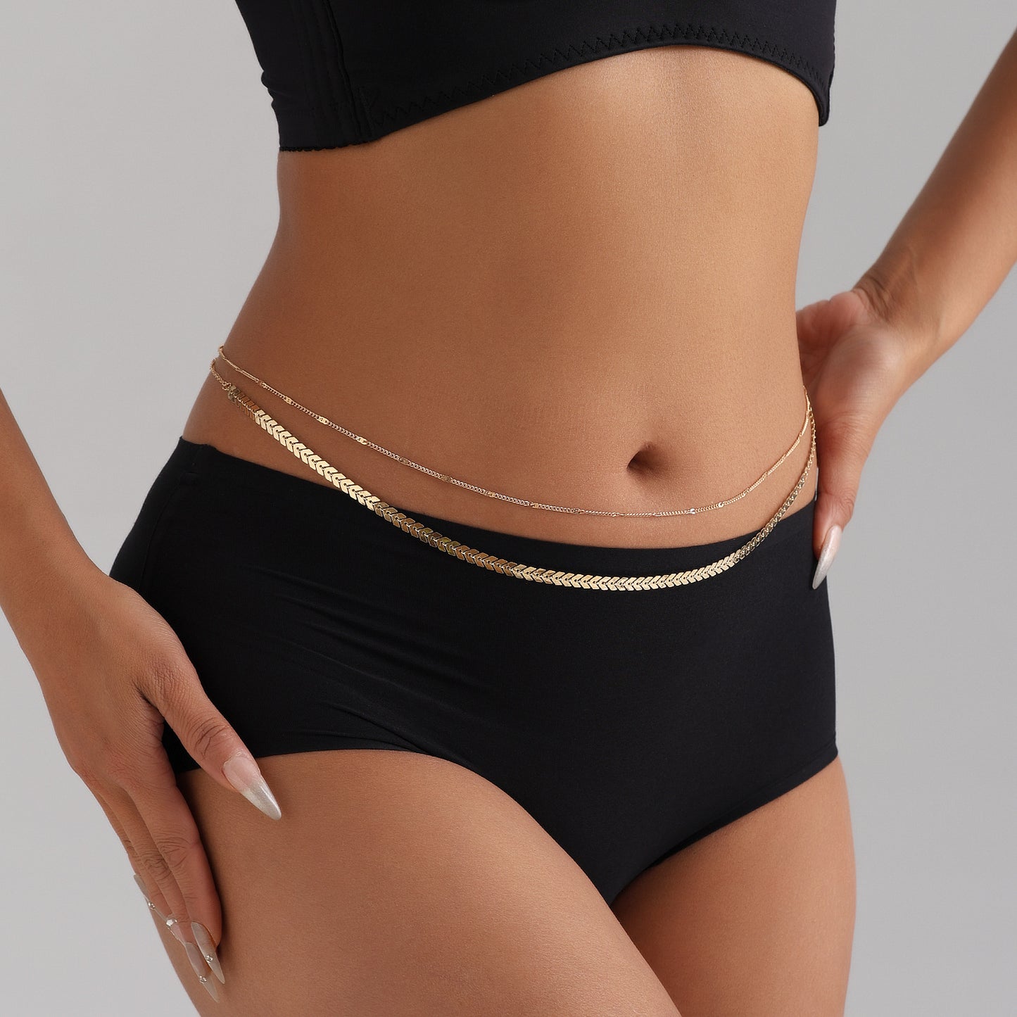 Cadena para el cuerpo de doble capa de estilo punk minimalista para mujer con colgante metálico en forma de avión y lentejuelas