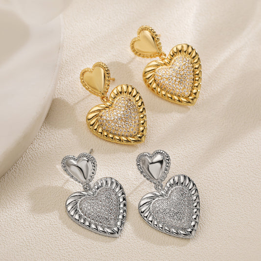 Pendientes minimalistas de cobre con forma de corazón y detalles de diamantes de imitación para mujer