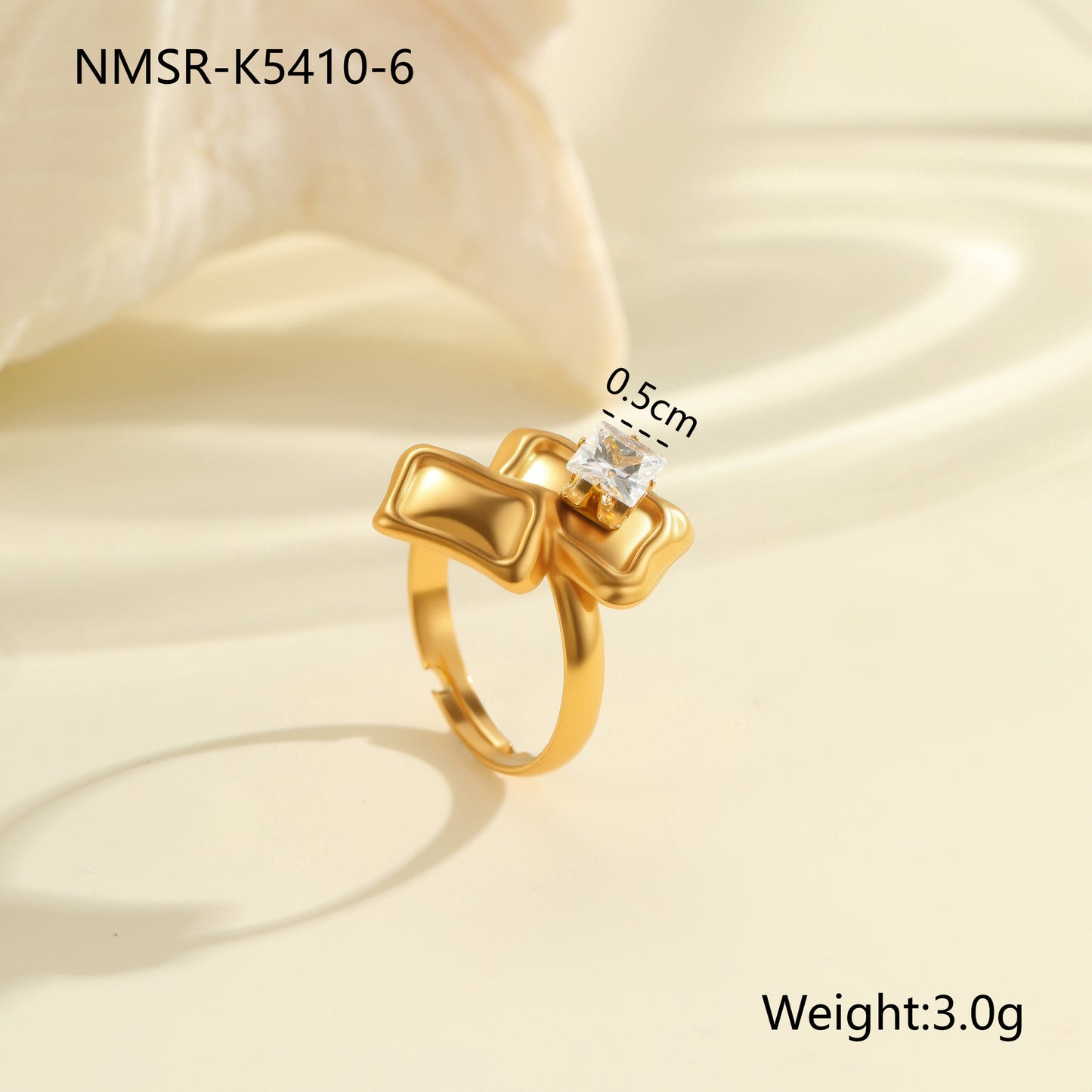 Anello minimalista irregolare geometrico in acciaio al titanio con intarsio di zirconi e placcatura in oro 18 carati per donna