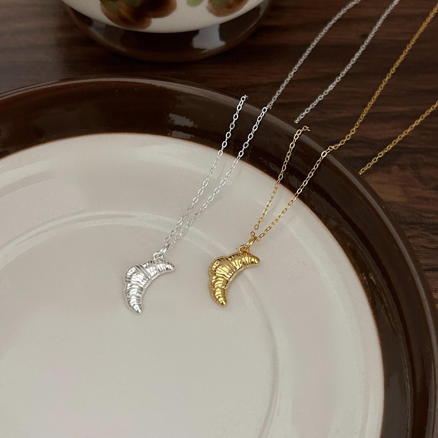 Minimalist Horn Bun Pendant Necklace in 925 Sterling Silver with Electroplated Finish on Cross Chain