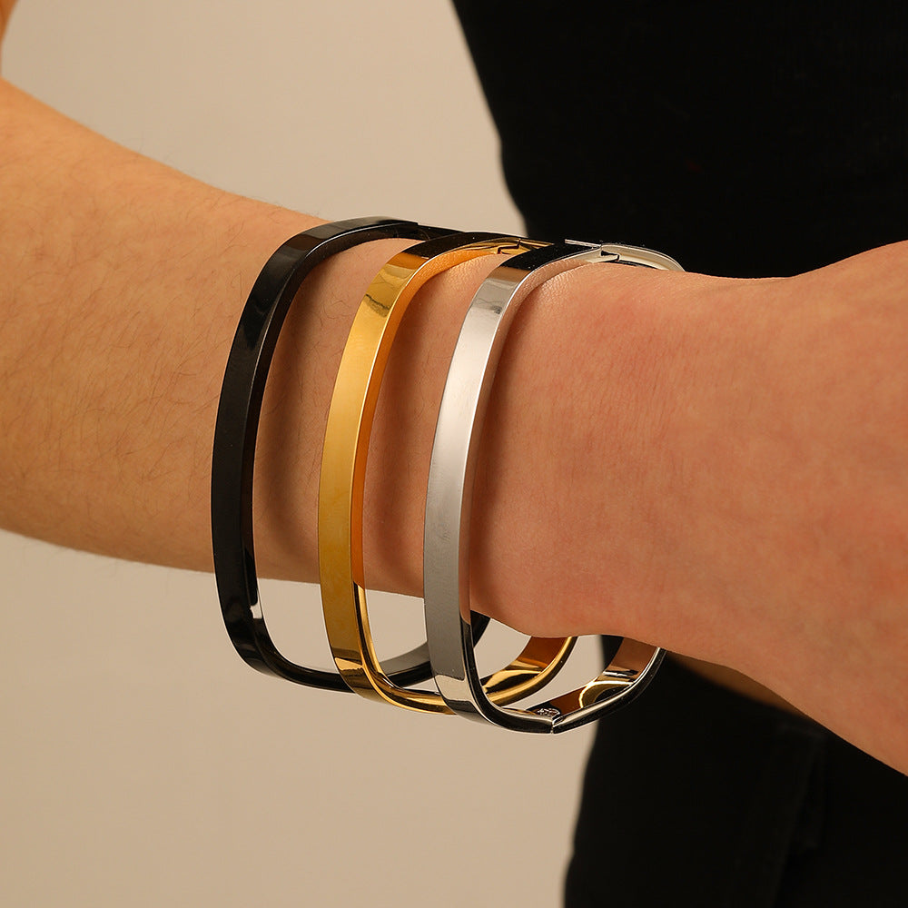 Bracciale Quadrato Minimalista in Acciaio Inossidabile con Placcatura in Oro 18K da Donna