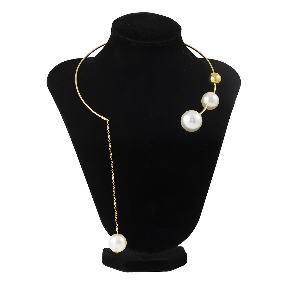 Collana a Pendente da Donna a Cerchio Geometrico Tonalità Fredde Minimalista con Finitura Galvanizzata e Nappa di Perle Imitazione