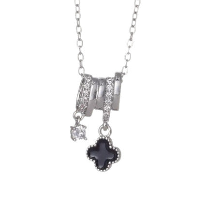 Luxury Four-Leaf Clover Pendant Necklace for Women in Titanium Steel with Gold-Plated Copper and Cubic Zirconia, O-Chain Collar Necklace