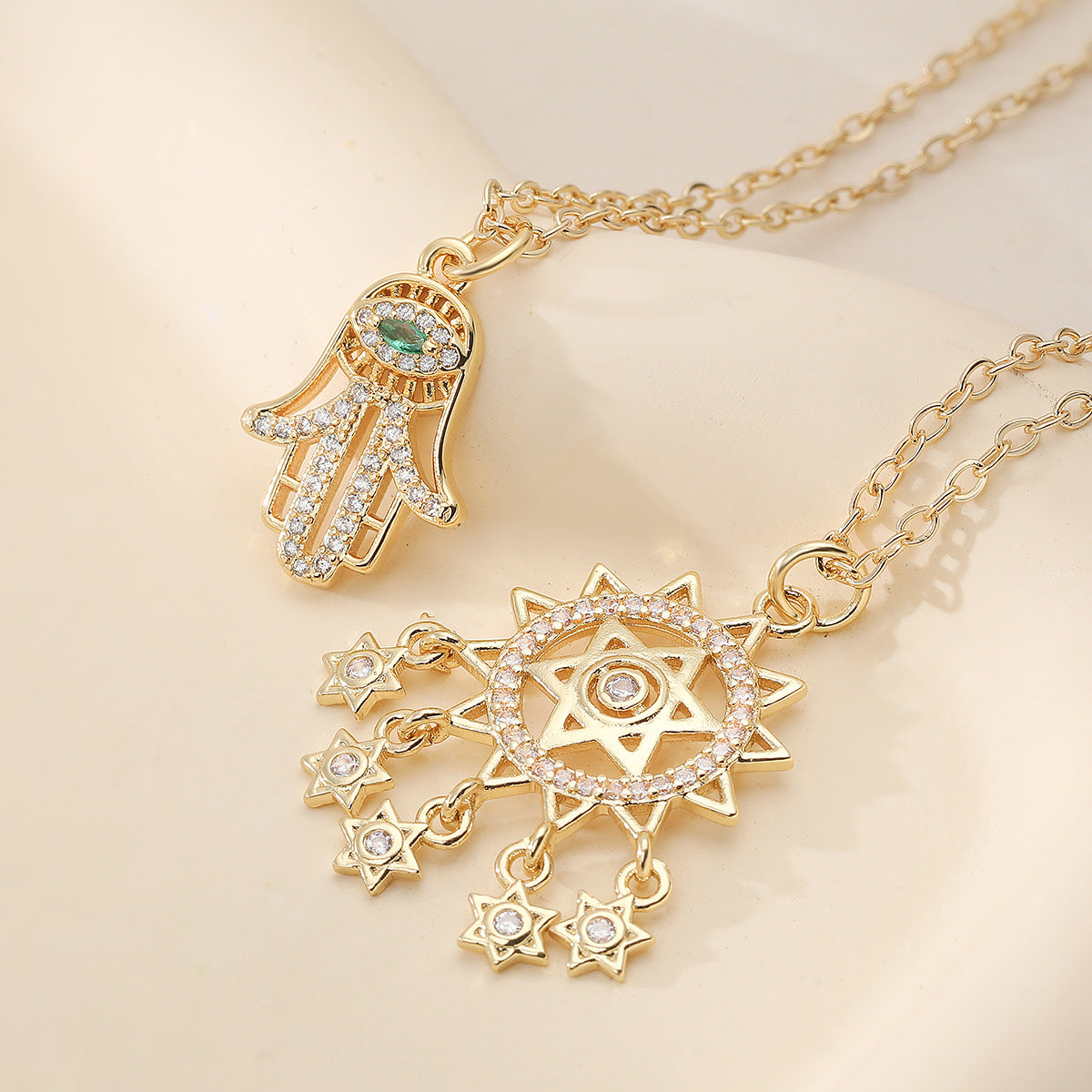Minimalist 18K Gold Plated Brass Geometric Dreamcatcher Pendant Necklace with Cubic Zirconia for Women