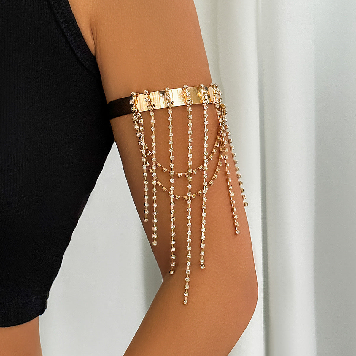 Bohemian Vintage Heart Star Plated Alloy Arm Chain with Tassels for Women