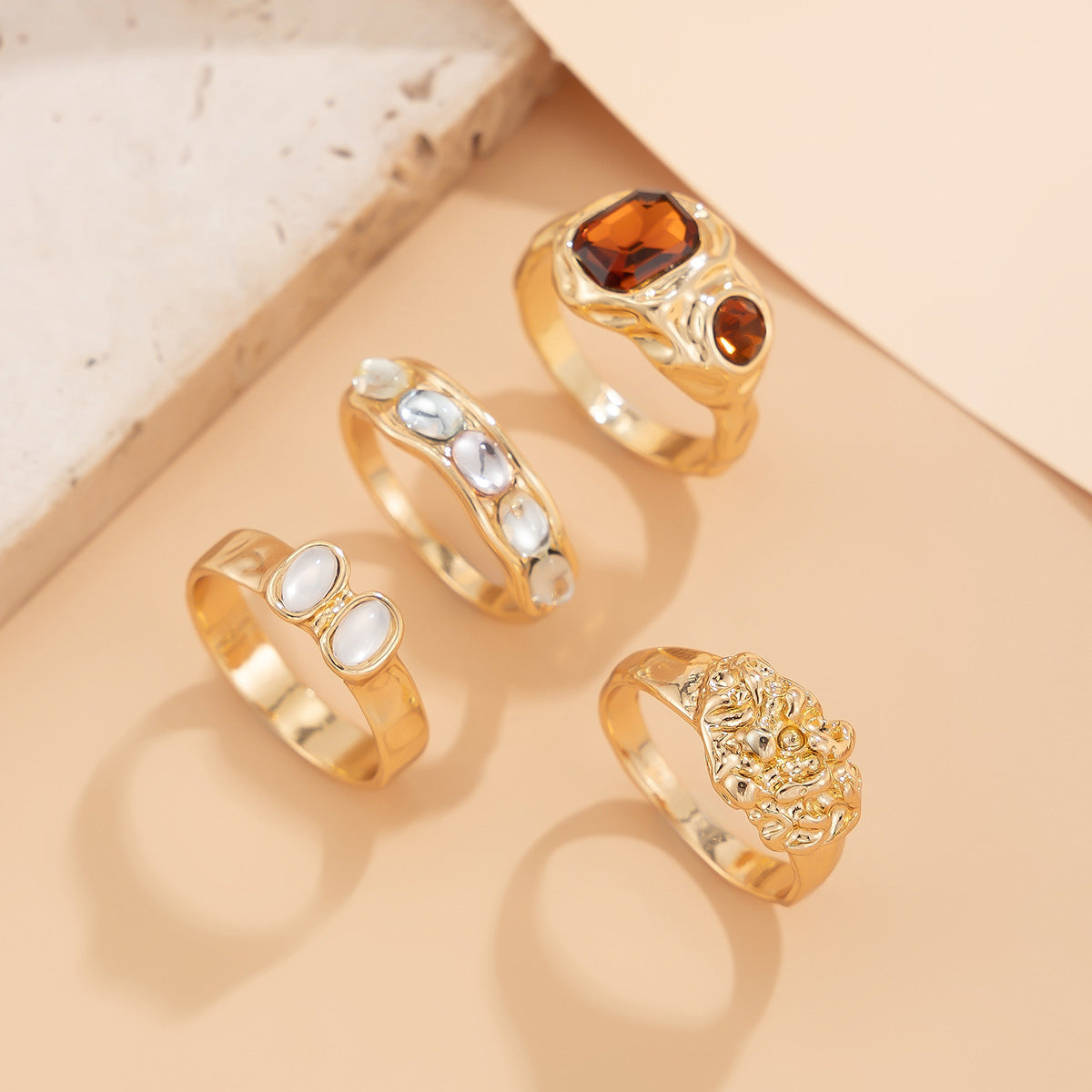 Vintage Streetwear Geometric Rhinestone Inlay Plated Alloy Ring Set for Women