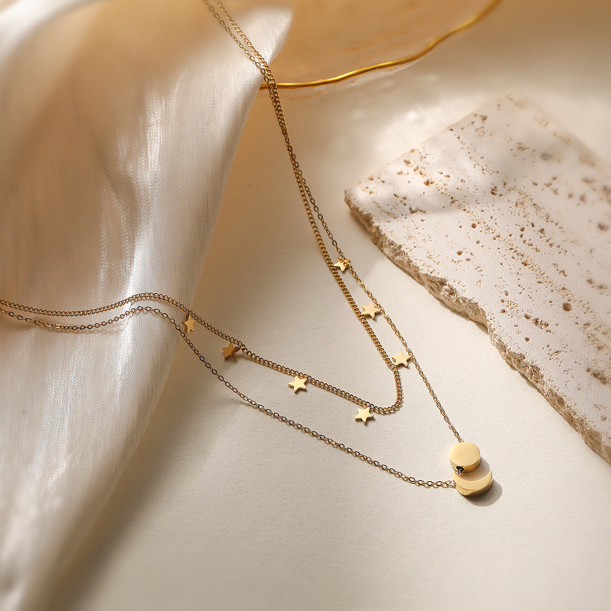 Minimalist Star Pendant Necklace for Women with Stainless Steel Chain Plated in 18K Gold and Zircon Accents
