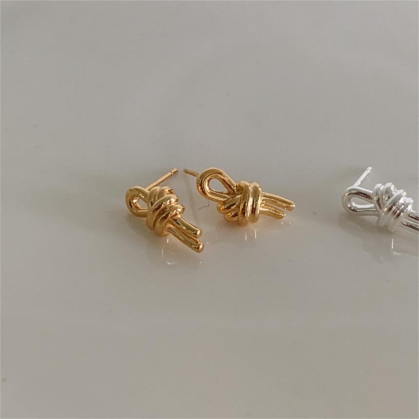 Minimalist Sweet 925 Sterling Silver Plated Geometric Letter Knot Stud Earrings