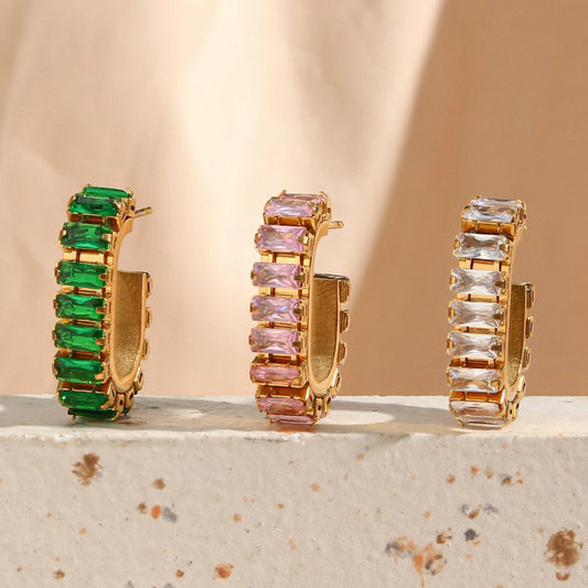 Pendientes de botón minimalistas geométricos de circonita en acero inoxidable con baño de oro de 18K