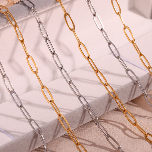 Bracciale Minimalista Geometrico in Acciaio al Titanio con Catena in Acciaio Inossidabile Placcata Oro 18K da Donna