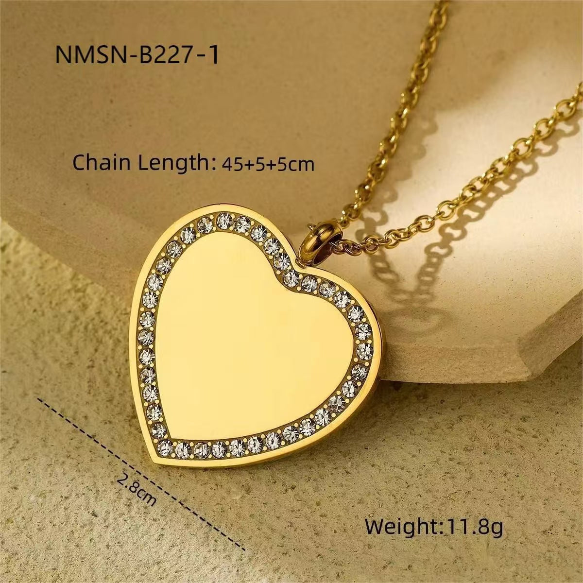 Collana da donna a cuore geometrica minimalista in acciaio inossidabile con intarsio di zirconi e placcatura in oro 18 carati