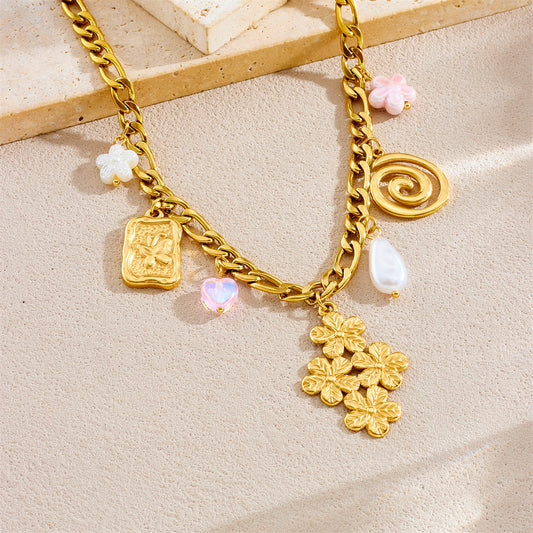 Elegante collar con dije cuadrado de mariposa floral chapado en oro de acero inoxidable con cadena cubana para mujer