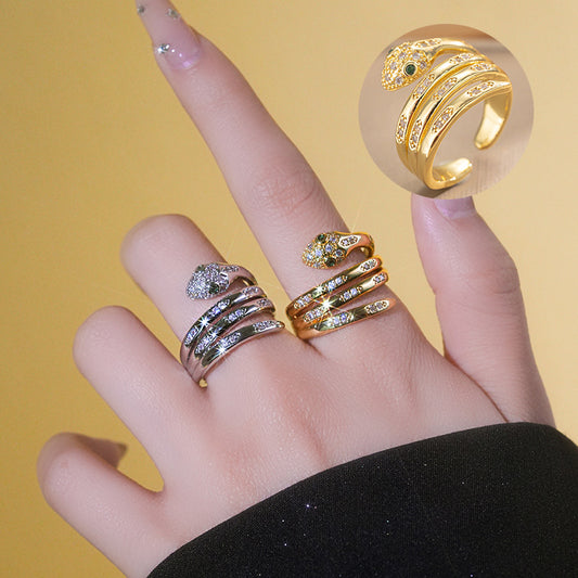 Anello in rame placcato oro con zirconi a forma di serpente geometrico da donna e unisex — Anello di lusso minimalista alla moda