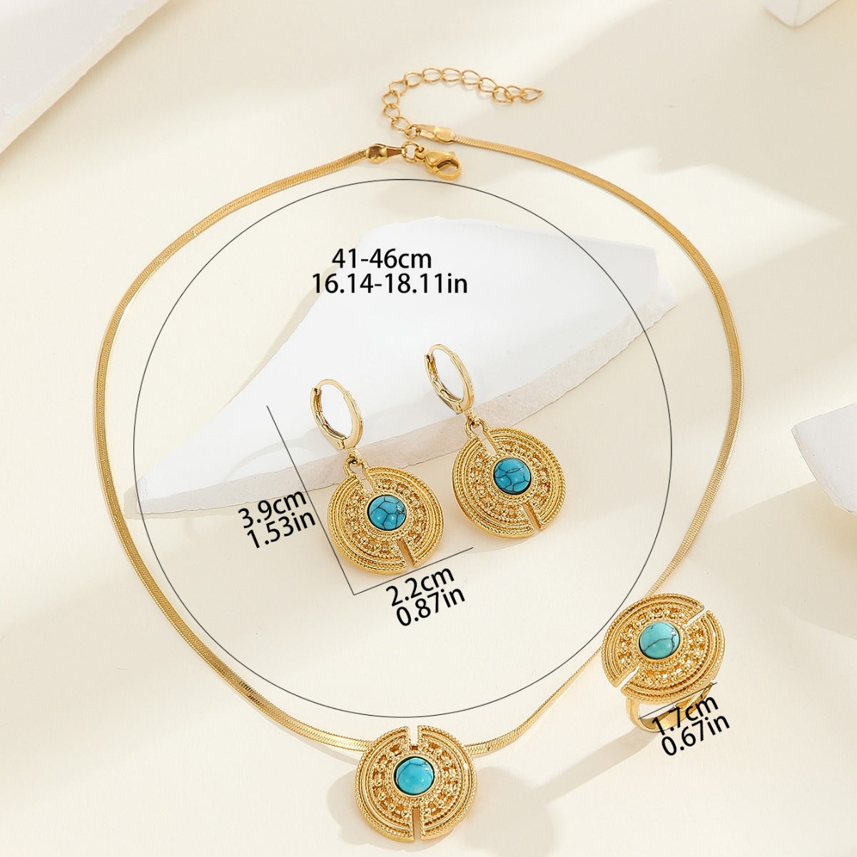 Conjunto de Anillo, Collar y Pendientes de Cobre Geométrico Estilo Royal Vintage con Incrustaciones de Turquesa y Cadena de Placa Retorcida