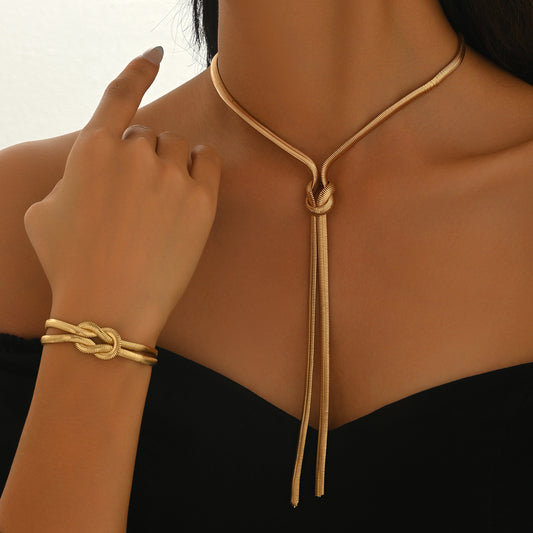 Set collana lunga e bracciale da donna con design geometrico a linee in lega di zinco con finitura placcata