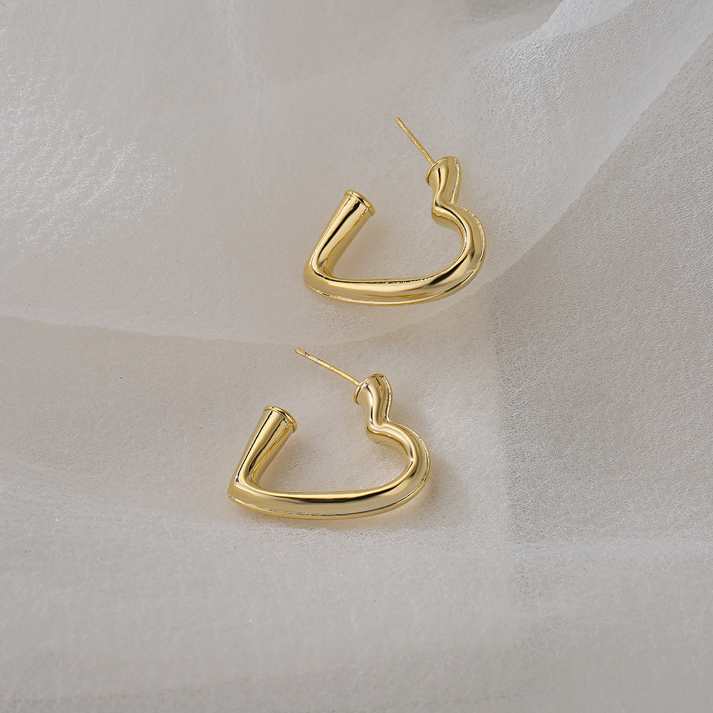 Geometric Heart-Shaped Copper Earrings with 18K Gold Plating for Women, Minimalist Fashion Accessory