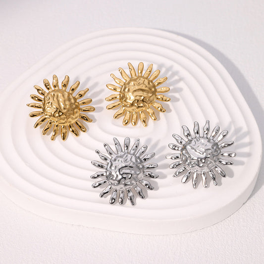 Pendientes de Girasol Minimalistas para Mujer de Acero Inoxidable con Acabado Chapado