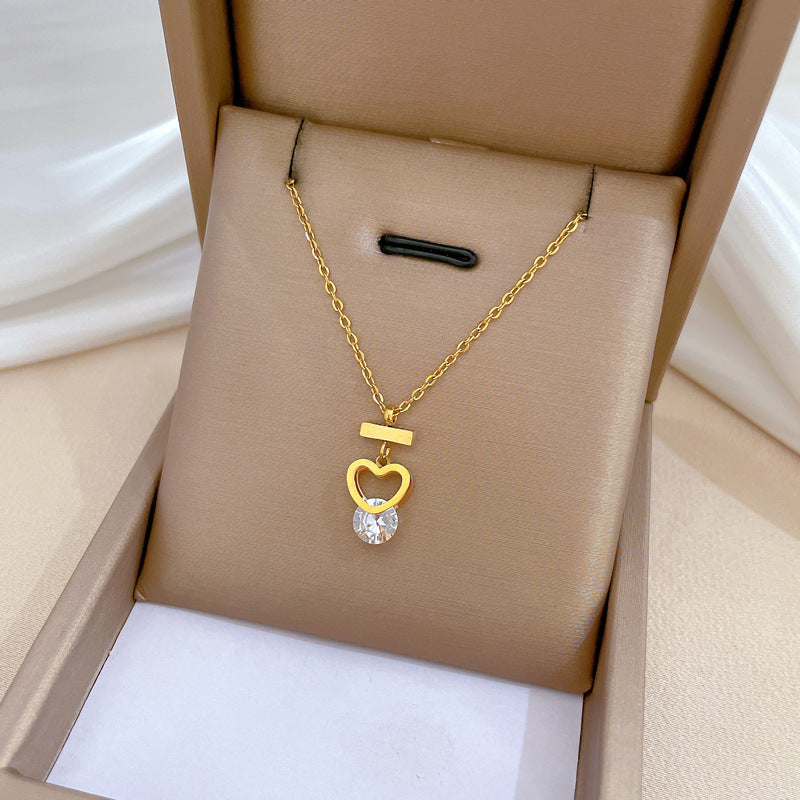 Collana Punk Minimalista Dolce Cuore Geometrico in Acciaio Inossidabile con Catena Irregolare