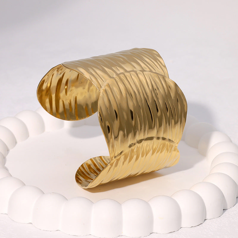 Irregular Wide Cuff Bracelet in Stainless Steel with Gold Plating for Women, Fashionable Minimalist and Elegant Design