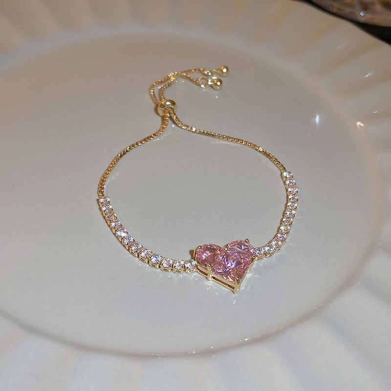 Elegant Heart-Shaped Gold-Plated Zirconia Bracelet for Women with Delicate Luxury Aesthetic