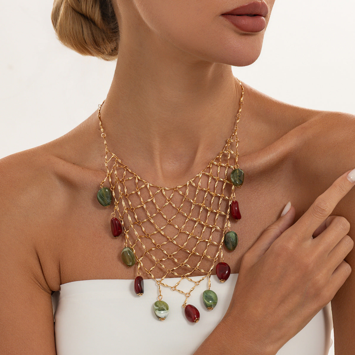 Vintage Geometric Oval Resin Pendant Plated Brass Necklace for Women