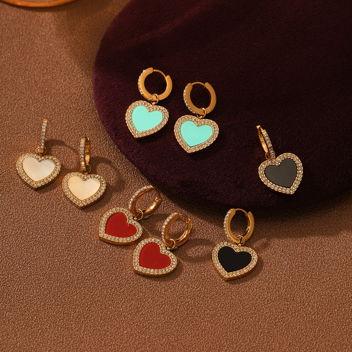 Orecchini da Donna Vintage a Cuore con Strass in Acciaio al Titanio, Gioielli di Moda Minimalisti con Finitura Placcata