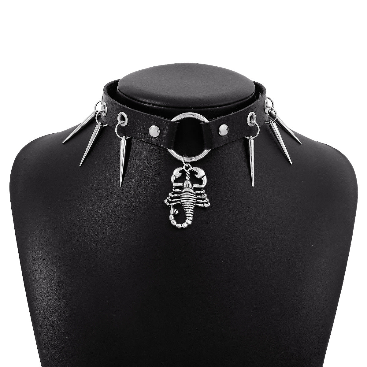 Gargantilla gótica punk rock para mujer con banda de cuero con forma geométrica y remaches metálicos