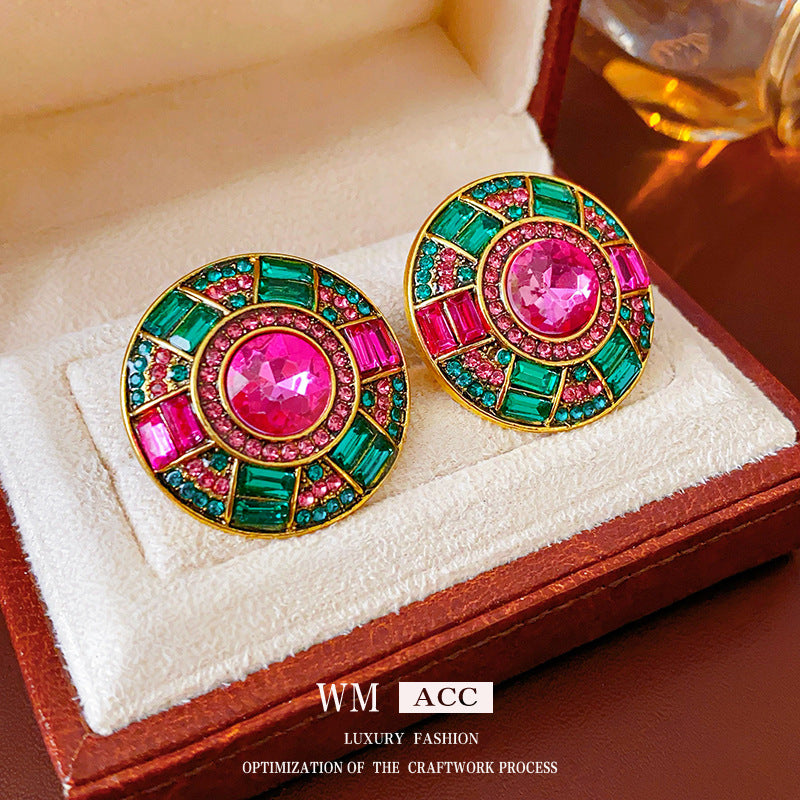 Vintage-Style Geometric Round Stud Earrings in Alloy with Rhinestone Inlay and Gold Plating for Women