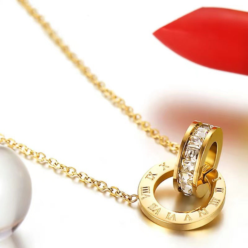 Collana in Acciaio al Titanio Geometrica alla Moda per Donna con Placcatura in Oro Rosa, Catenina Corta alla Clavicola, Gioiello Regalo