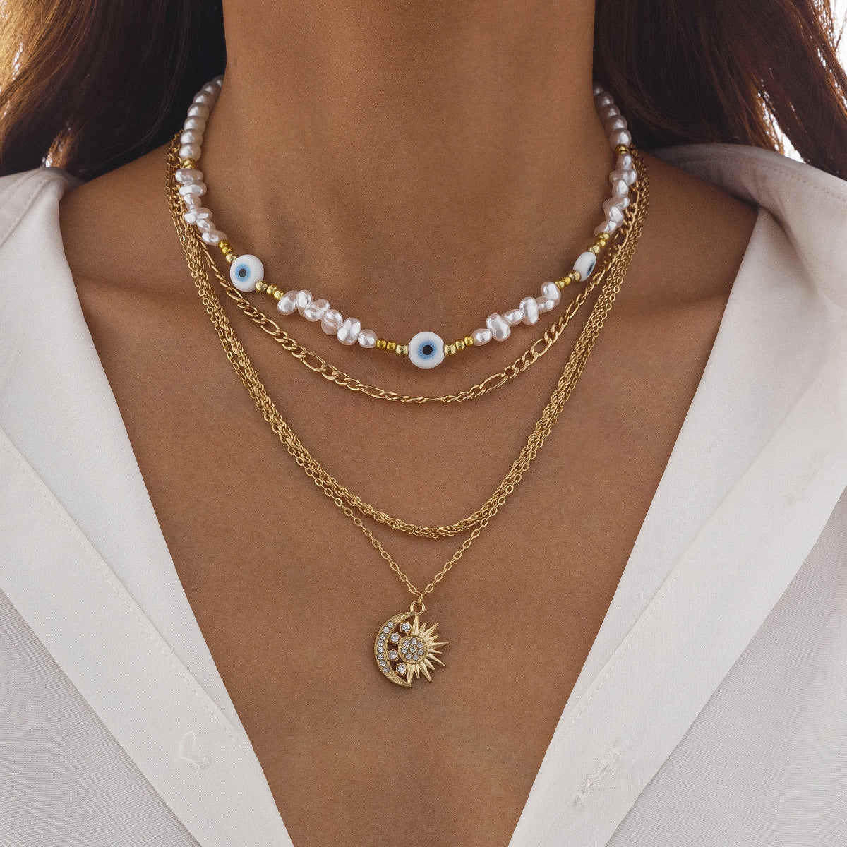 Collar con colgante vintage gótico de ojo turco con motivos solares, detalles de perlas irregulares y cadena de aleación multicapa con diseño geométrico