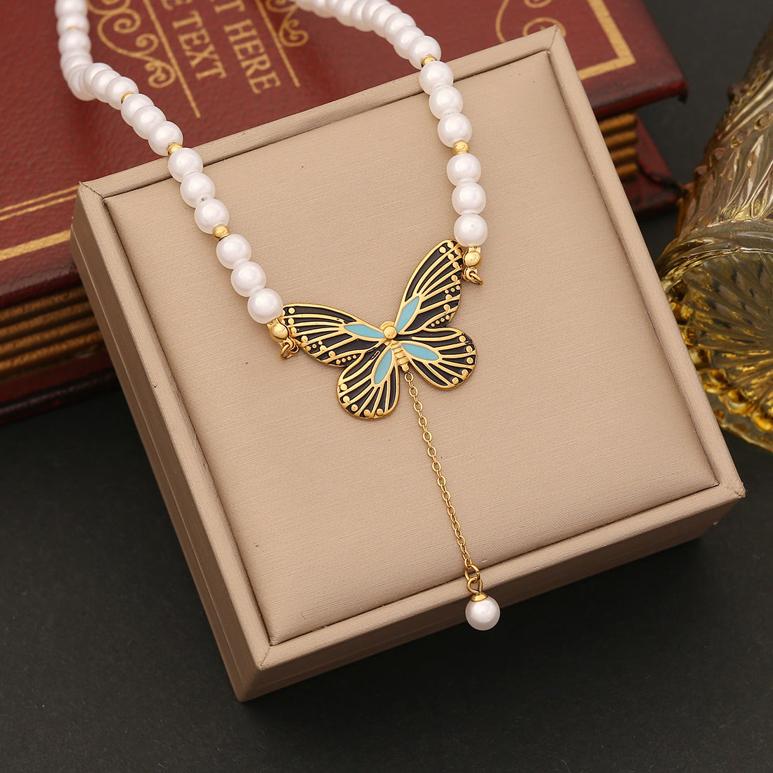 Fashion Butterfly Pendant Necklace in Stainless Steel with O-Chain for Women