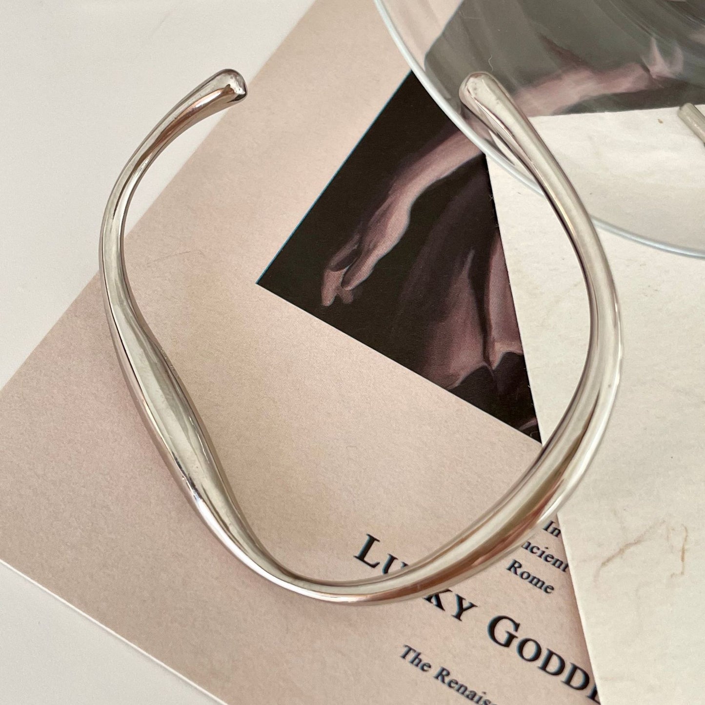 Minimalist 925 Sterling Silver Polished Geometric Mobius Cuff Bracelet