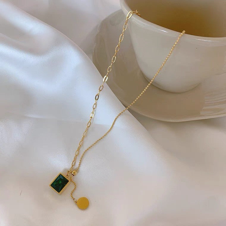 Collana a catenina in acciaio al titanio geometrica minimalista da donna con finitura placcata
