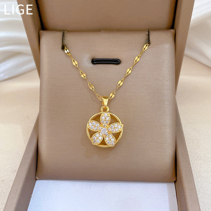 Sweet Elegant Rotating Five-Petal Floral Geometric Rhinestone Pendant Titanium Steel Necklace for Unisex