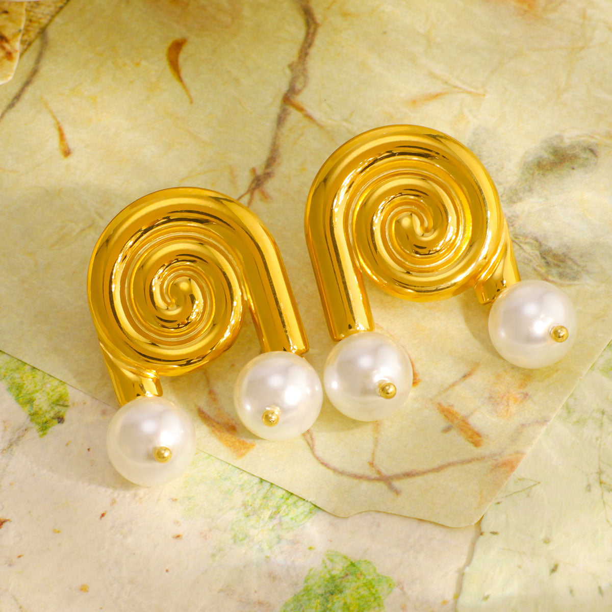 Minimalist Geometric Stainless Steel Sea Shell Pearl Stud Earrings for Women with 18K Gold Plating