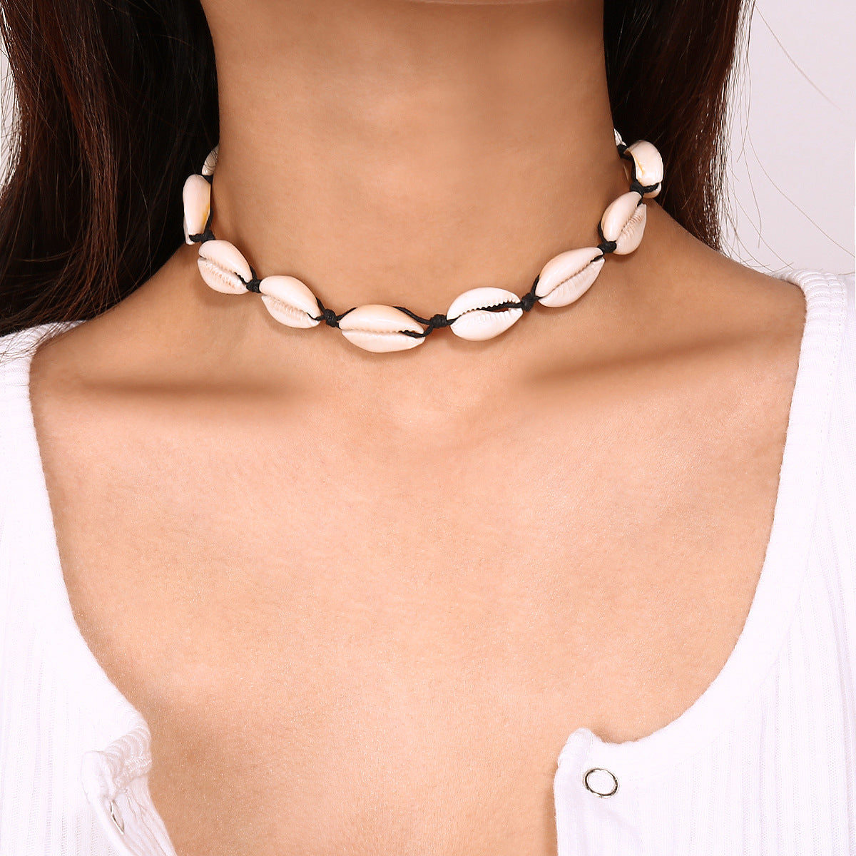 Handmade Short Clavicle Shell Necklace with Animal Design