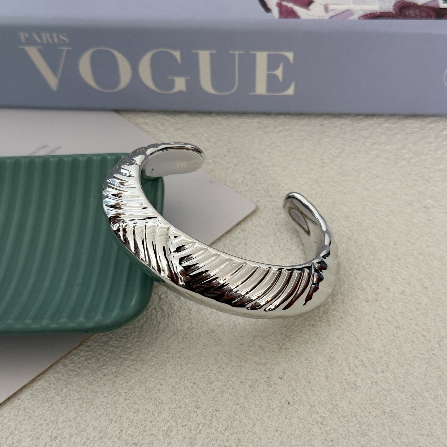 Bracciale in lega placcato smaltato a goccia geometrico astratto di lusso