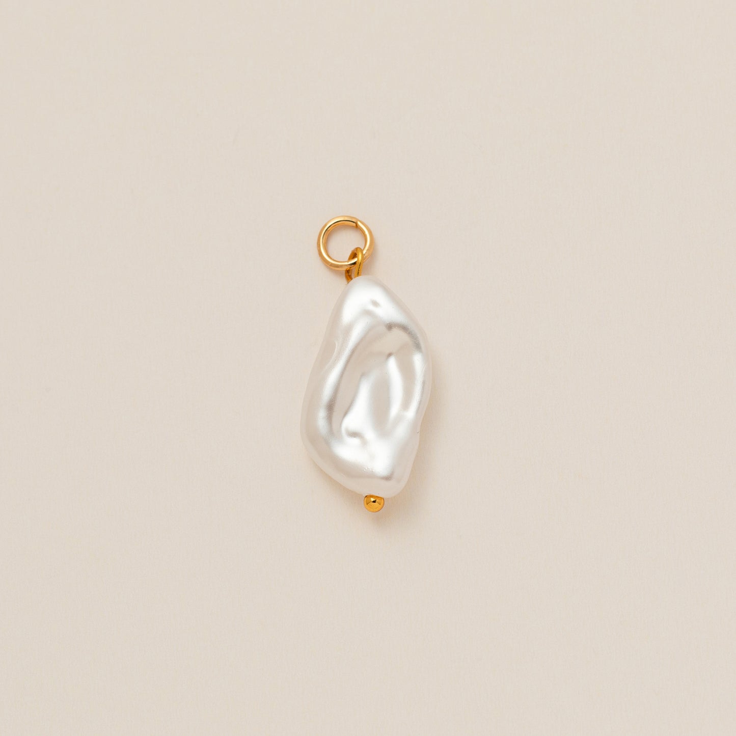 Minimalist Round Cross Brass Plated Necklace with Pearls